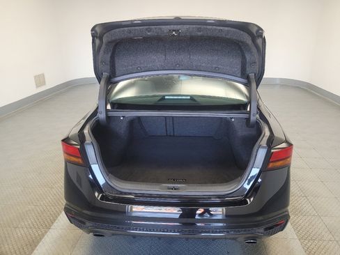 Used 2019 Nissan Altima 2.0 Edition One image 29