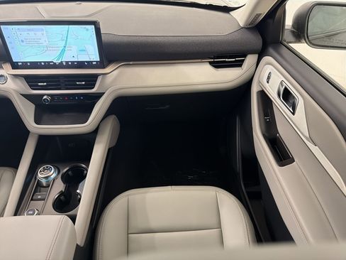 New 2026 Ford Explorer Active image 27