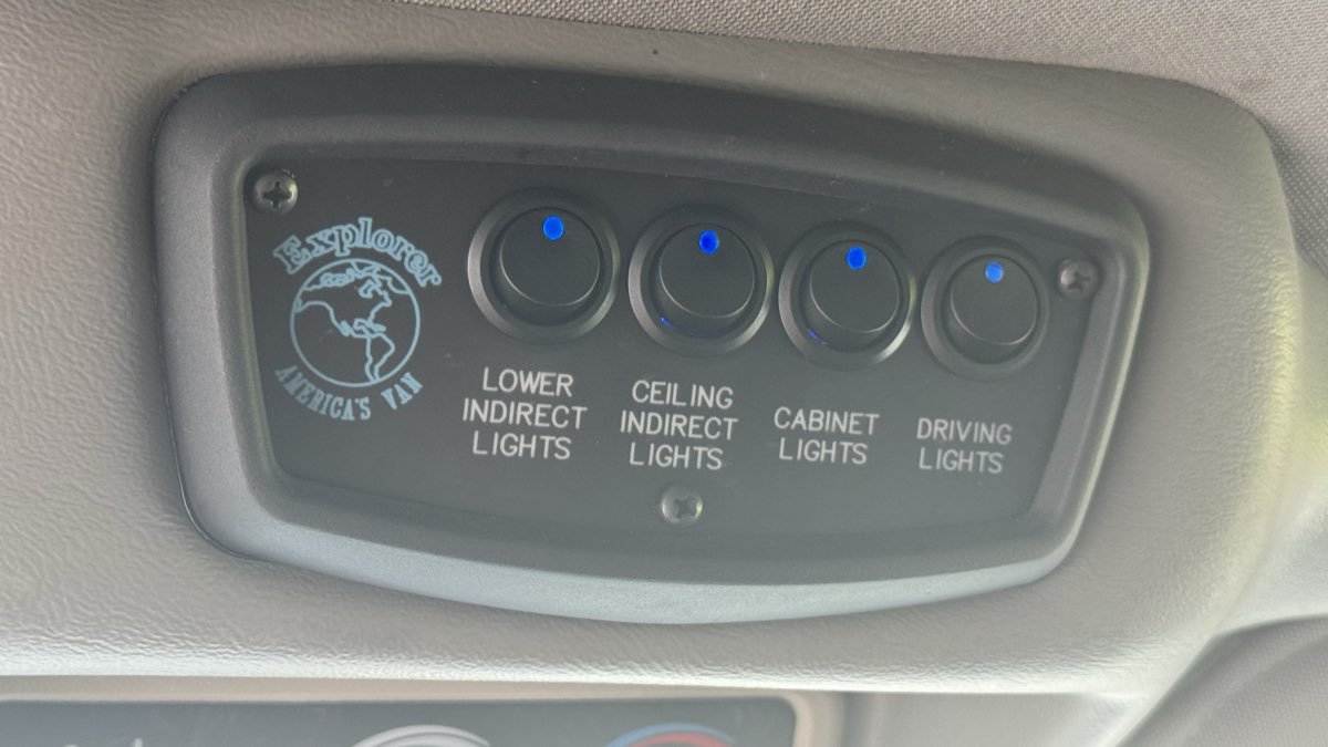 Used 2014 GMC Savana 1500 RWD image 15