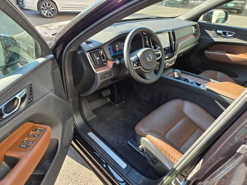 Certified 2023 Volvo XC60 B5 Plus w/ Climate Package AWD/4WD image 19