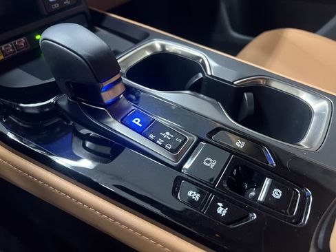 Certified 2024 Lexus NX 350h AWD image 20