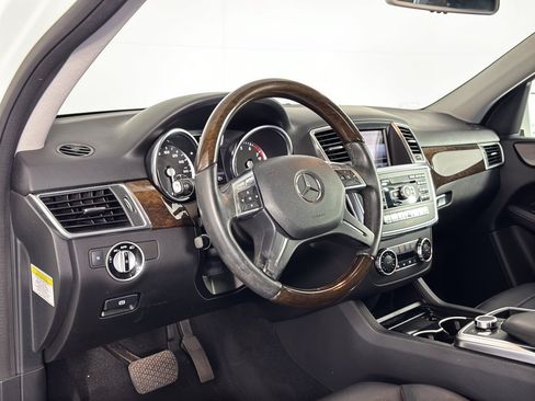 Used 2013 Mercedes-Benz ML 350 2WD image 4