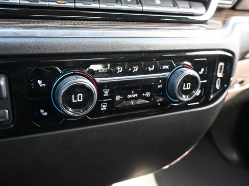 Used 2025 Chevrolet Silverado 1500 LT AWD/4WD image 26