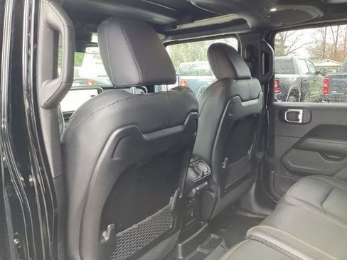 New 2025 Jeep Wrangler Unlimited Rubicon 392 image 20