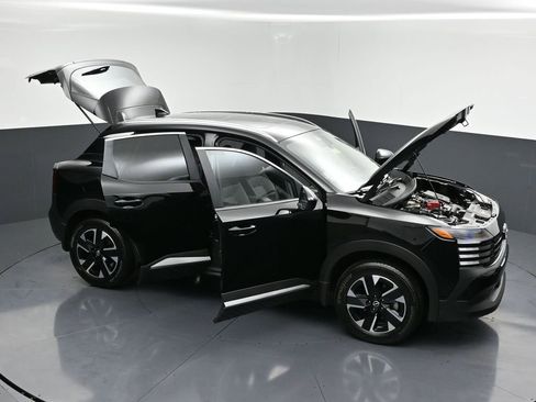 New 2026 Nissan Kicks SV w/ SV Premium Package AWD/4WD image 28