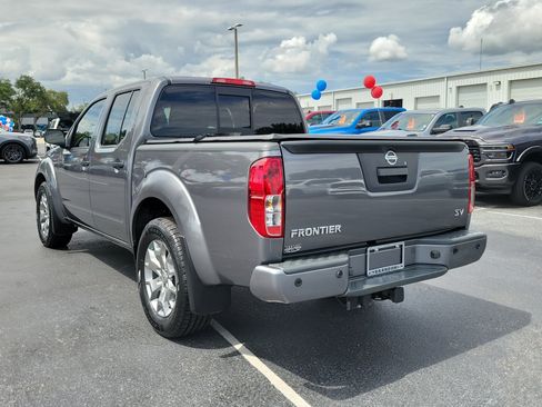 Used 2021 Nissan Frontier SV RWD image 7