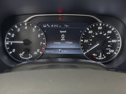 Used 2023 Nissan Frontier SV w/ Technology Package RWD image 15
