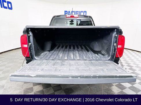 Used 2016 Chevrolet Colorado LT w/ Midnight Edition AWD/4WD image 28