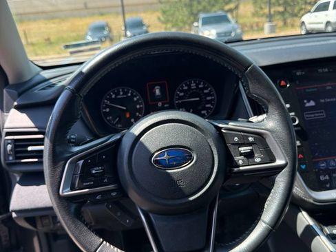 Used 2022 Subaru Outback Premium AWD/4WD image 5