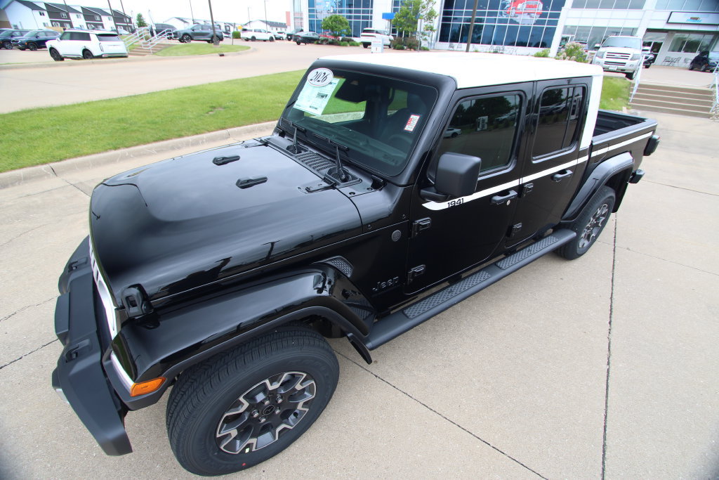 New 2026 Jeep Gladiator Sport AWD/4WD image 21
