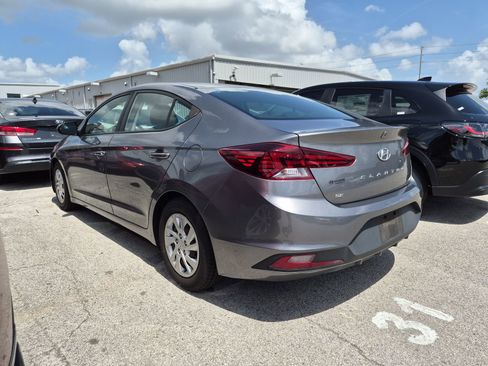 Used 2019 Hyundai Elantra SE w/ Cargo Package FWD image 6