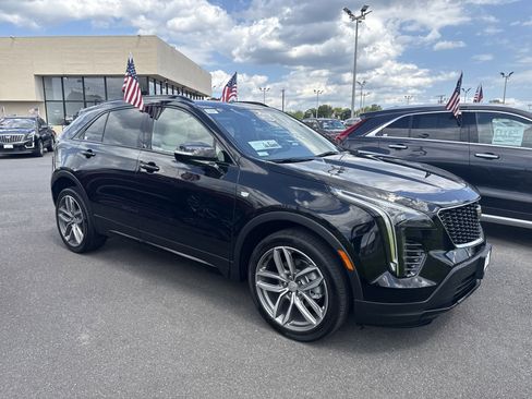 Used 2023 Cadillac XT4 Sport image 5