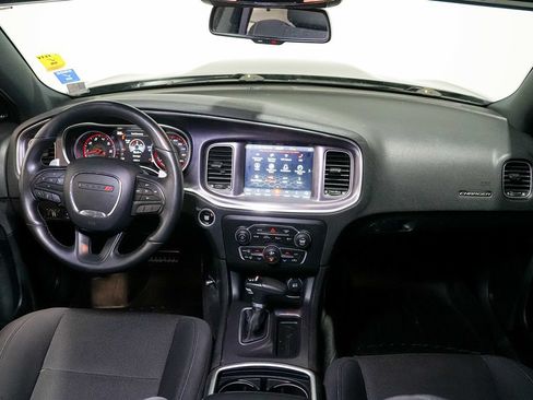 Used 2018 Dodge Charger R/T Scat Pack RWD image 26