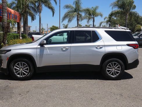 Used 2022 Chevrolet Traverse LT image 5