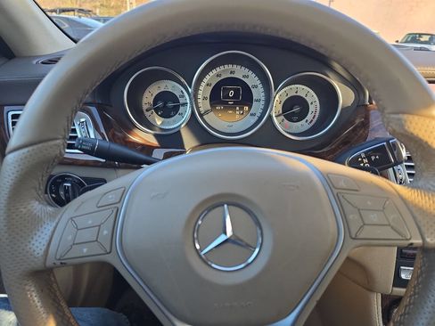 Used 2012 Mercedes-Benz CLS 550 image 38