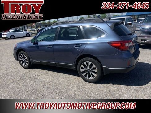 Used 2017 Subaru Outback 2.5i Limited image 15