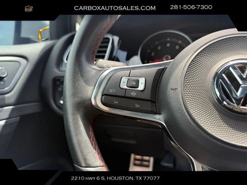 Used 2019 Volkswagen GTI SE FWD image 12
