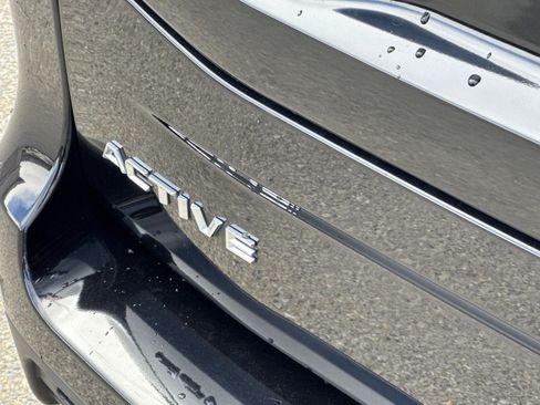 Certified 2025 Ford Expedition Active AWD/4WD image 33