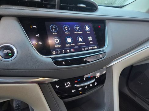Used 2020 Cadillac XT5 Premium Luxury FWD image 13