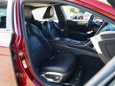 Used 2019 Toyota Avalon XSE FWD image 14