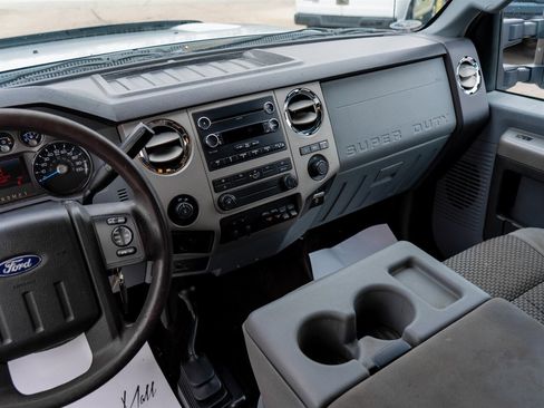 Used 2014 Ford F250 XLT w/ XLT Value Package AWD/4WD image 32