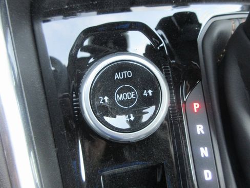 New 2026 GMC Canyon AT4 image 17