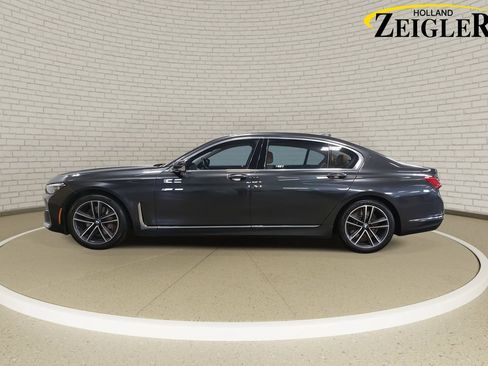 Used 2020 BMW 750i xDrive image 8