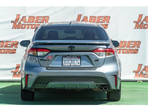Used 2021 Toyota Corolla SE w/ Carpet Mat Package (TMS) FWD image 2