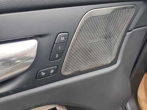 New 2026 Volvo XC60 B5 Plus w/ Protection Package Premier image 11