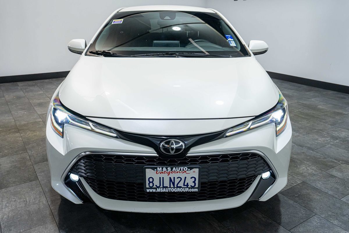 Used 2019 Toyota Corolla XSE FWD image 6