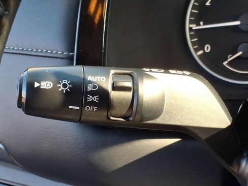 Certified 2023 Nissan Pathfinder SL AWD/4WD image 29
