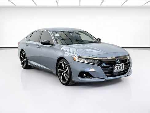 Used 2022 Honda Accord Sport image 3