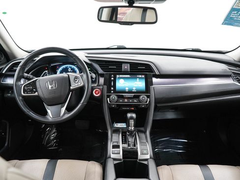 Used 2016 Honda Civic Touring image 15