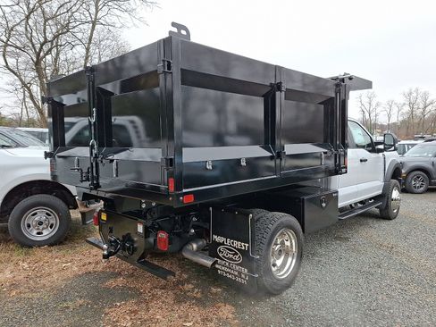 New 2025 Ford F550 4x4 SuperCab Super Duty w/ XL Chrome Package image 3