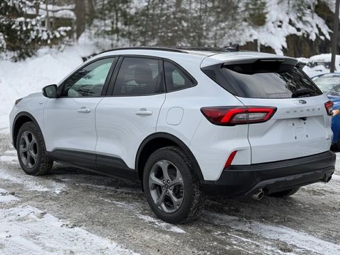 Used 2025 Ford Escape ST-Line Select image 3