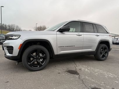 New 2025 Jeep Grand Cherokee Altitude