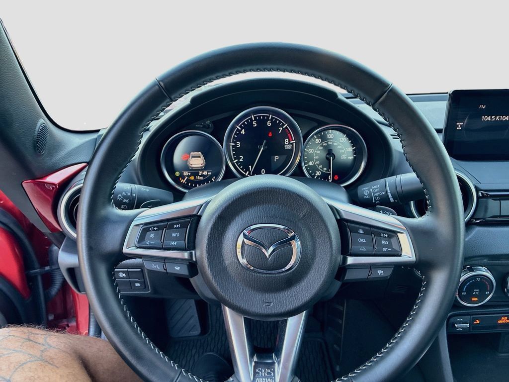 Used 2025 MAZDA MX-5 Miata RF Grand Touring w/ Weather Package RWD image 11