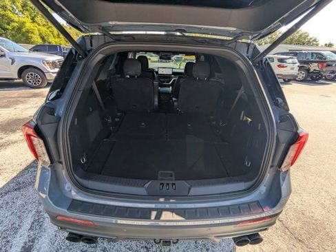 Used 2025 Ford Explorer ST image 14