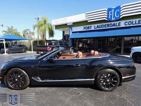 Used 2020 Bentley Continental GT image 12