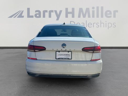 Used 2020 Volkswagen Passat 2.0T SE image 4