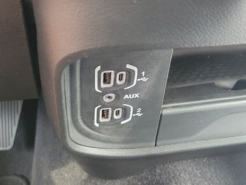 Used 2026 RAM 2500 Big Horn AWD/4WD image 22