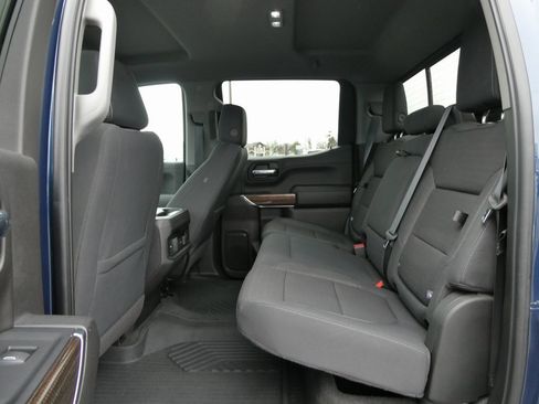 Used 2020 Chevrolet Silverado 1500 RST image 18