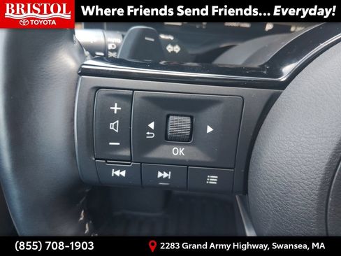 Used 2023 Nissan Pathfinder Platinum AWD/4WD image 31