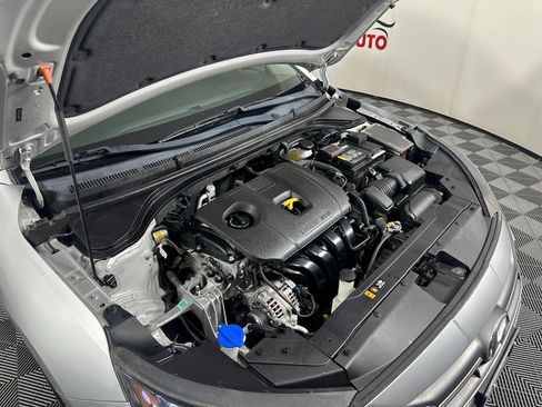 Used 2020 Hyundai Elantra SEL FWD image 12
