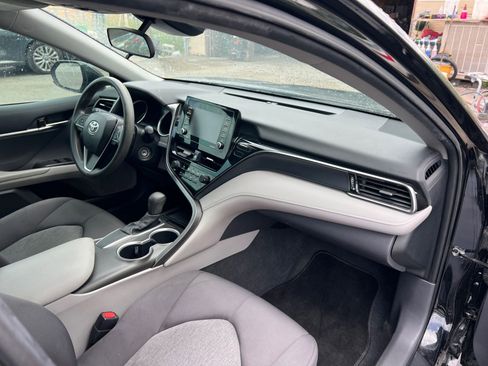 Used 2021 Toyota Camry LE FWD image 16