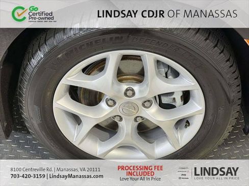 Certified 2017 Chrysler Pacifica Touring-L w/ Tire & Wheel Group FWD image 11