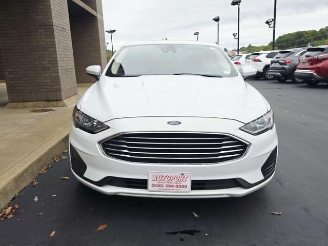 Used 2020 Ford Fusion SE FWD image 2