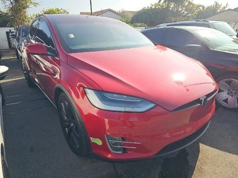 Used 2020 Tesla Model X Long Range image 3