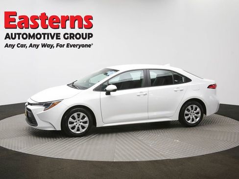 Used 2024 Toyota Corolla LE image 57