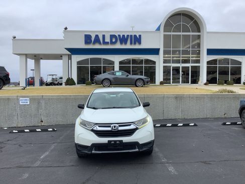 Used 2017 Honda CR-V LX image 2